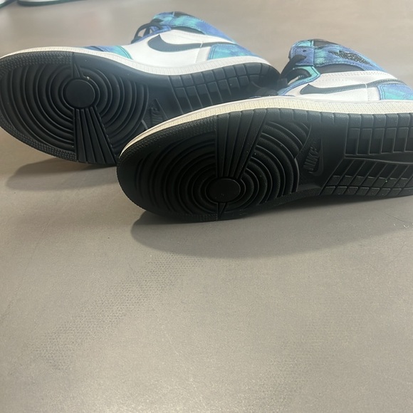 Jordan 1 Retro High Tie Dye Women's Shoes - Picture 10 of 10